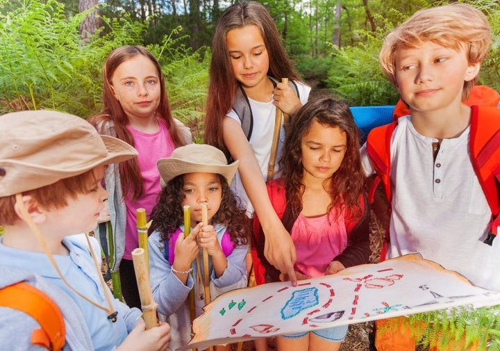 Comment organiser une chasse au trésor à la maison avec vos enfants