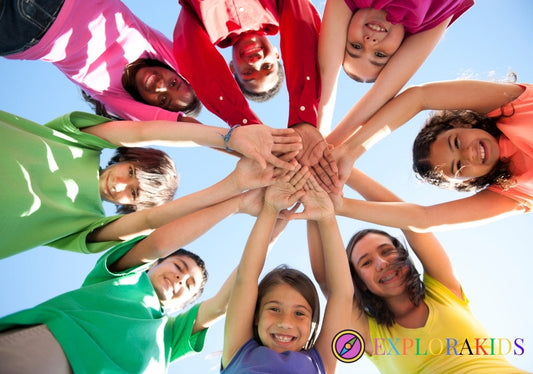 jeux olympiades enfants heureux coopération