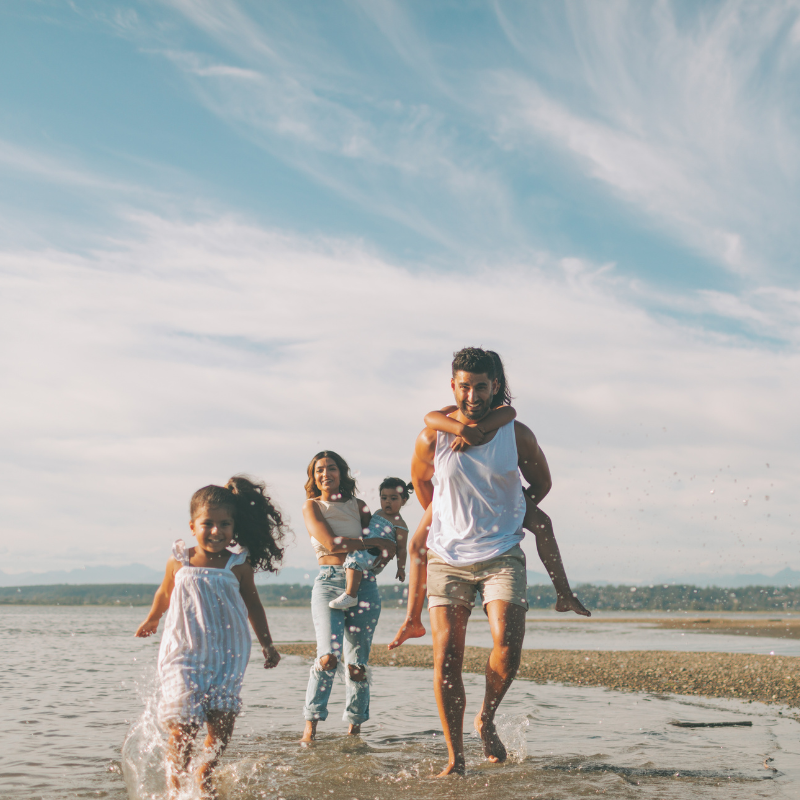 Lydia et Jérémy, créateurs de Kidxplorer — chasses au trésor à imprimer pour enfants